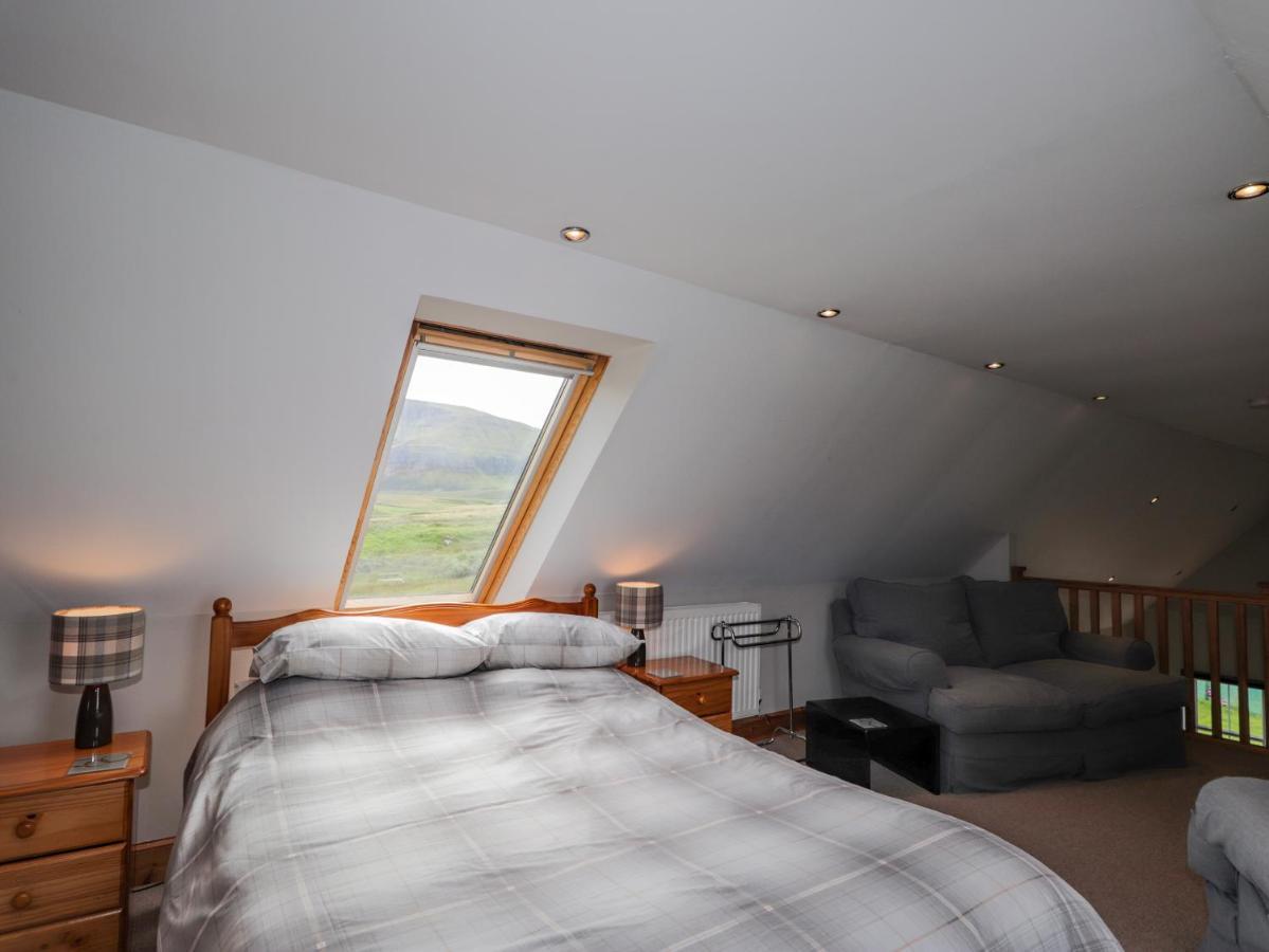 Ridge End Cottage Kilmaluag Eksteriør bilde